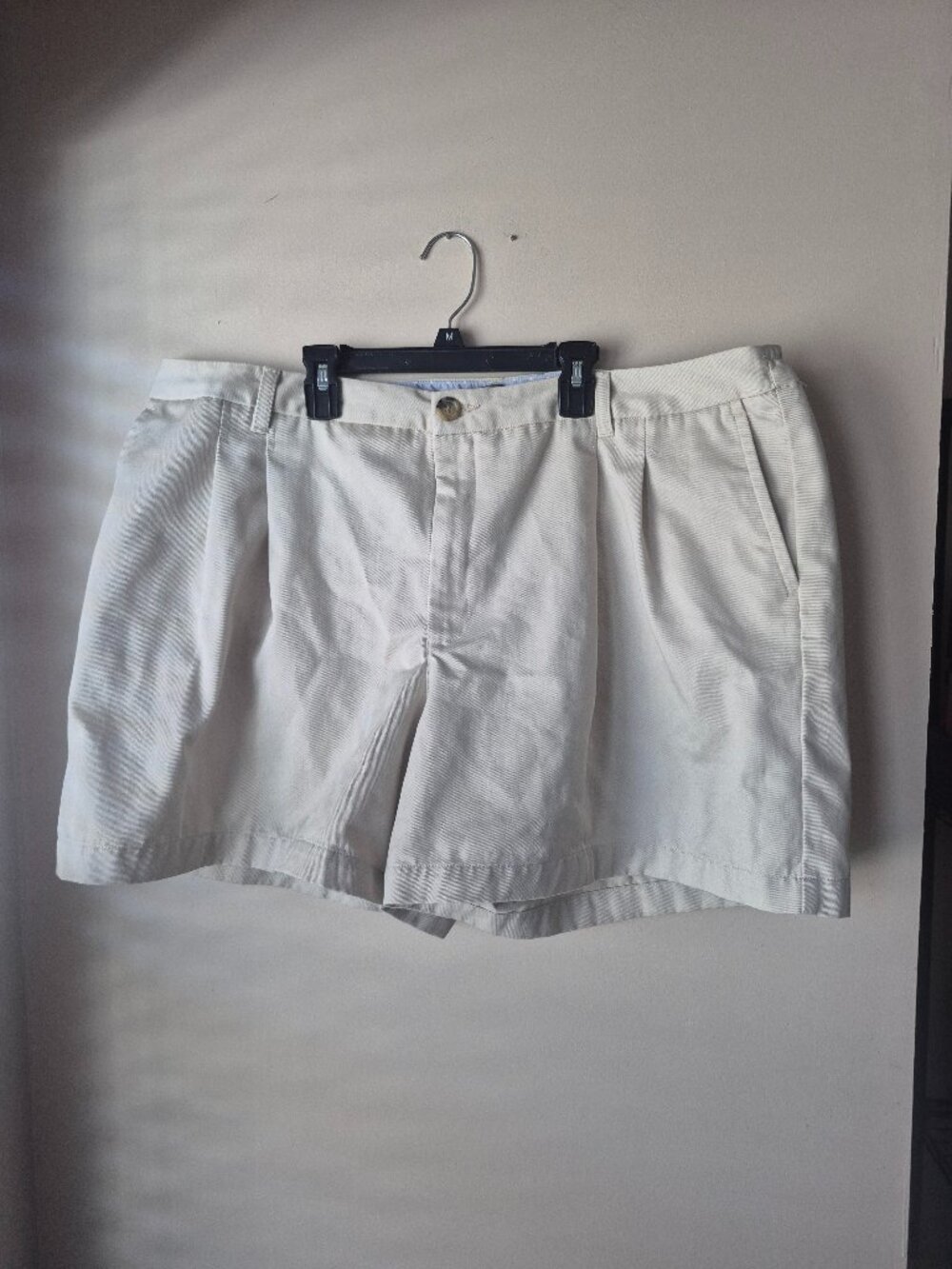Liz Claiborne Audra Ivory Bermuda Shorts 24W